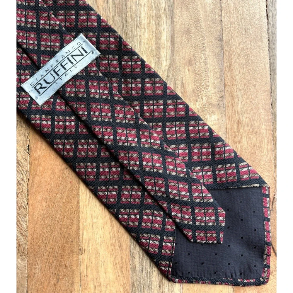 Gianfranco Ruffini Italy Silk Necktie Geometric Stripe Black Red Gold 4
